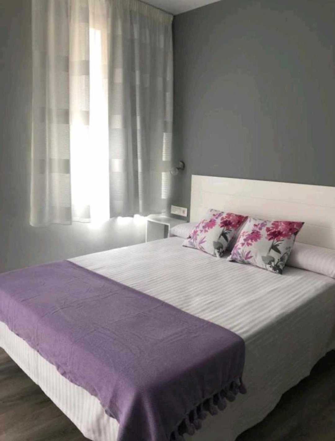 Apartamentos Harmonia Mérida Bilik gambar